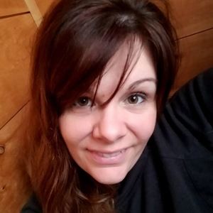 Meet your Posher, Hannah rose